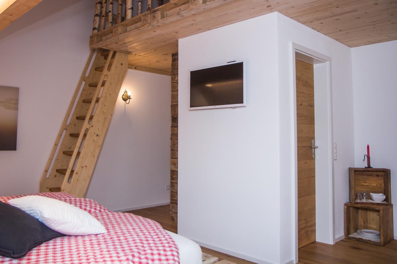 Conny'S B&B Niederweningen Exteriér fotografie