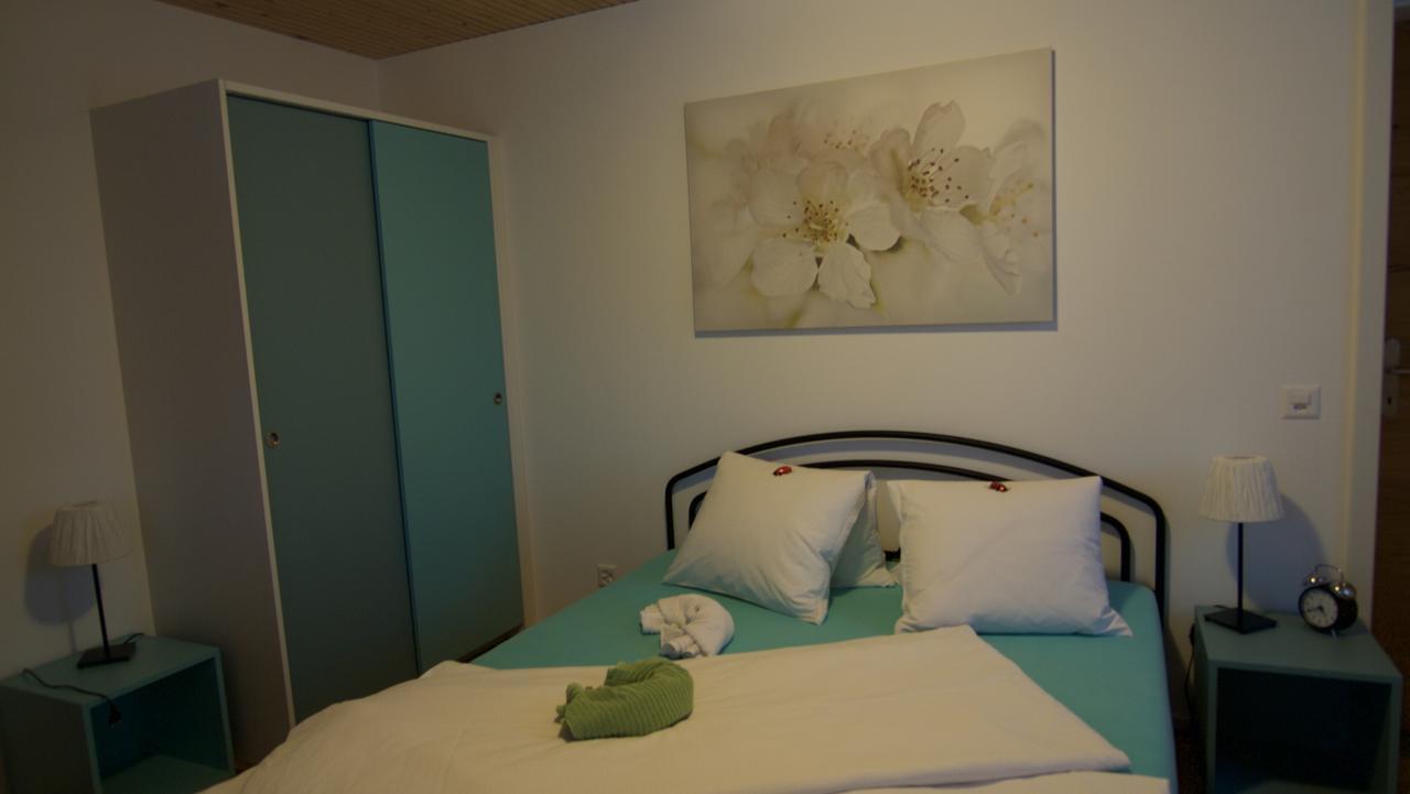 Conny'S B&B Niederweningen Exteriér fotografie