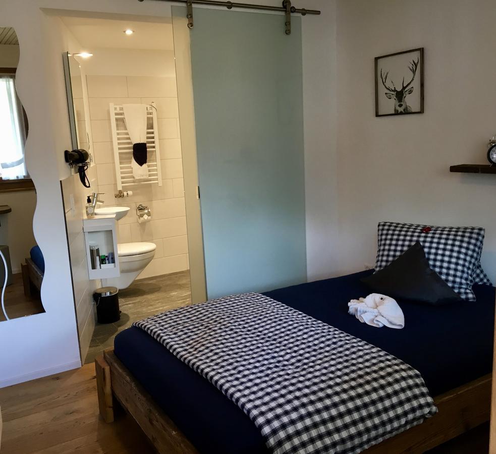 Conny'S B&B Niederweningen Exteriér fotografie