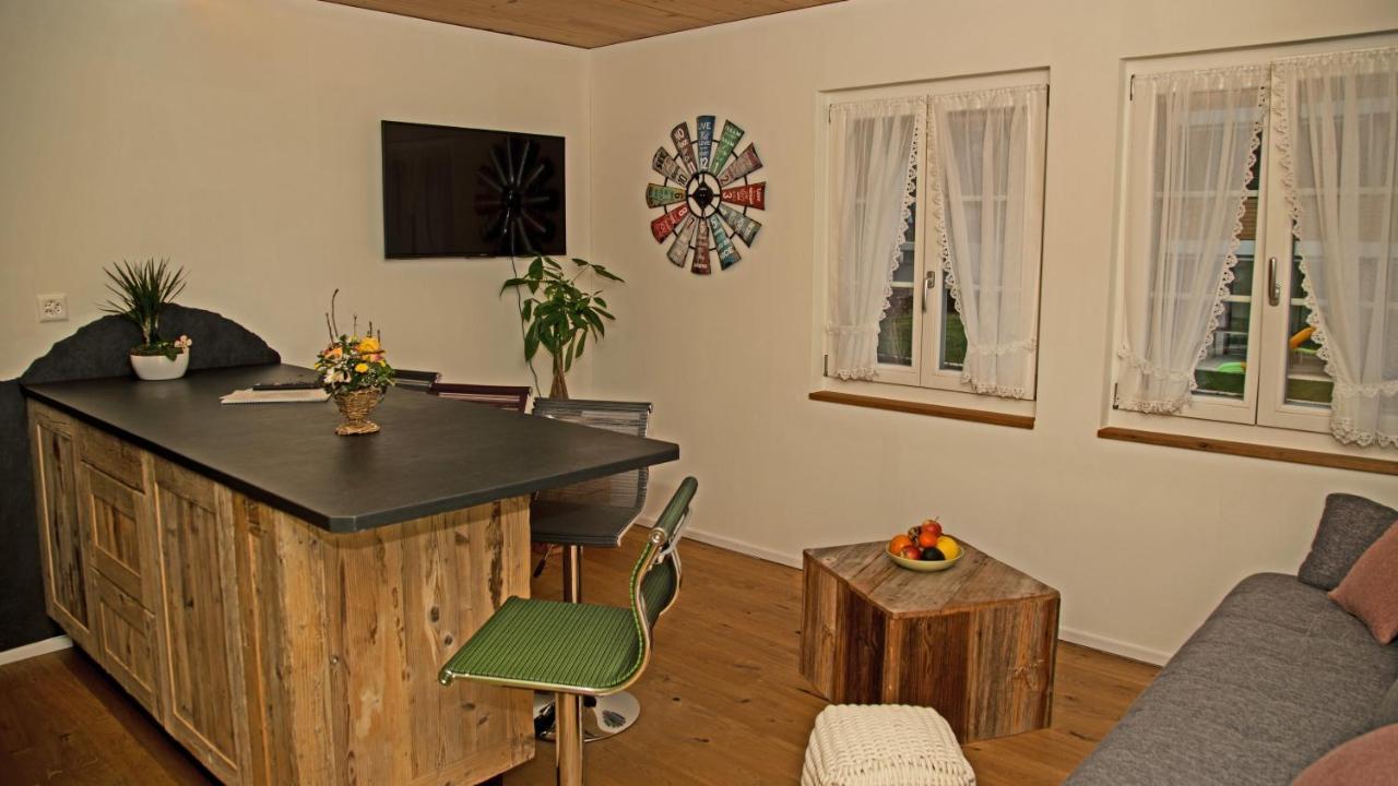 Conny'S B&B Niederweningen Exteriér fotografie